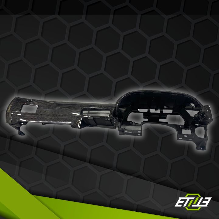 R32 Carbon Fiber Dash