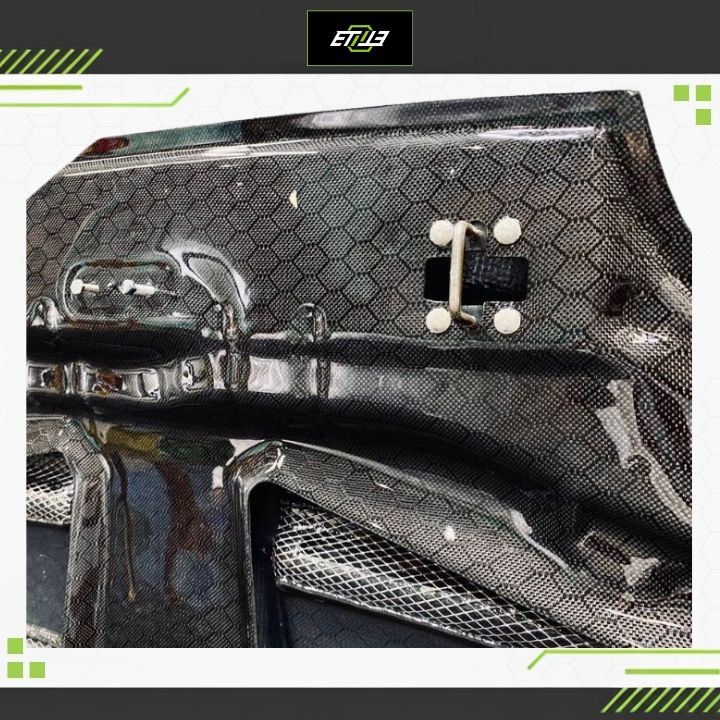 Toyota Supra CF/DryCarbon TS Style Hood