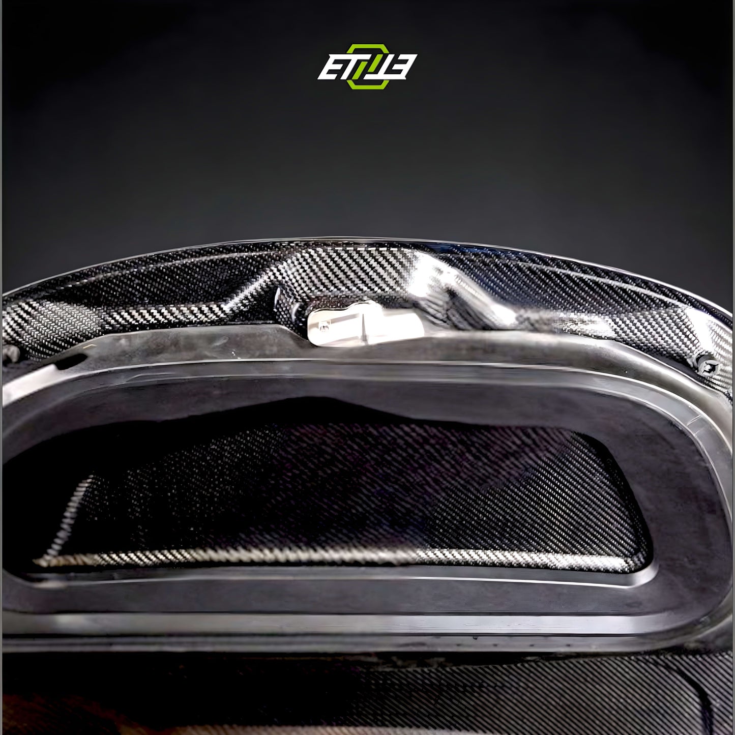 ETi Tesla Model 3 Dry Carbon Hood