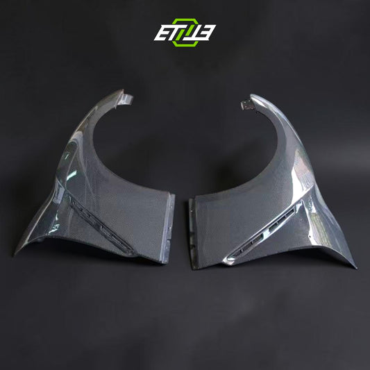 R35 OEM style fender — carbon fiber, front view, ETi