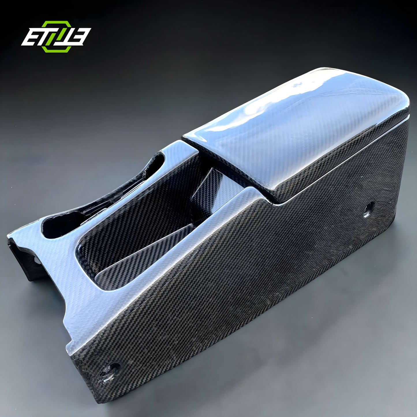 R32 GTR Carbon Fiber Center Console