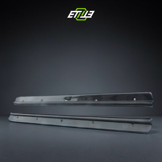 R32 GT-R/GTS door sill without logo — bespoke carbon, front view, ETi