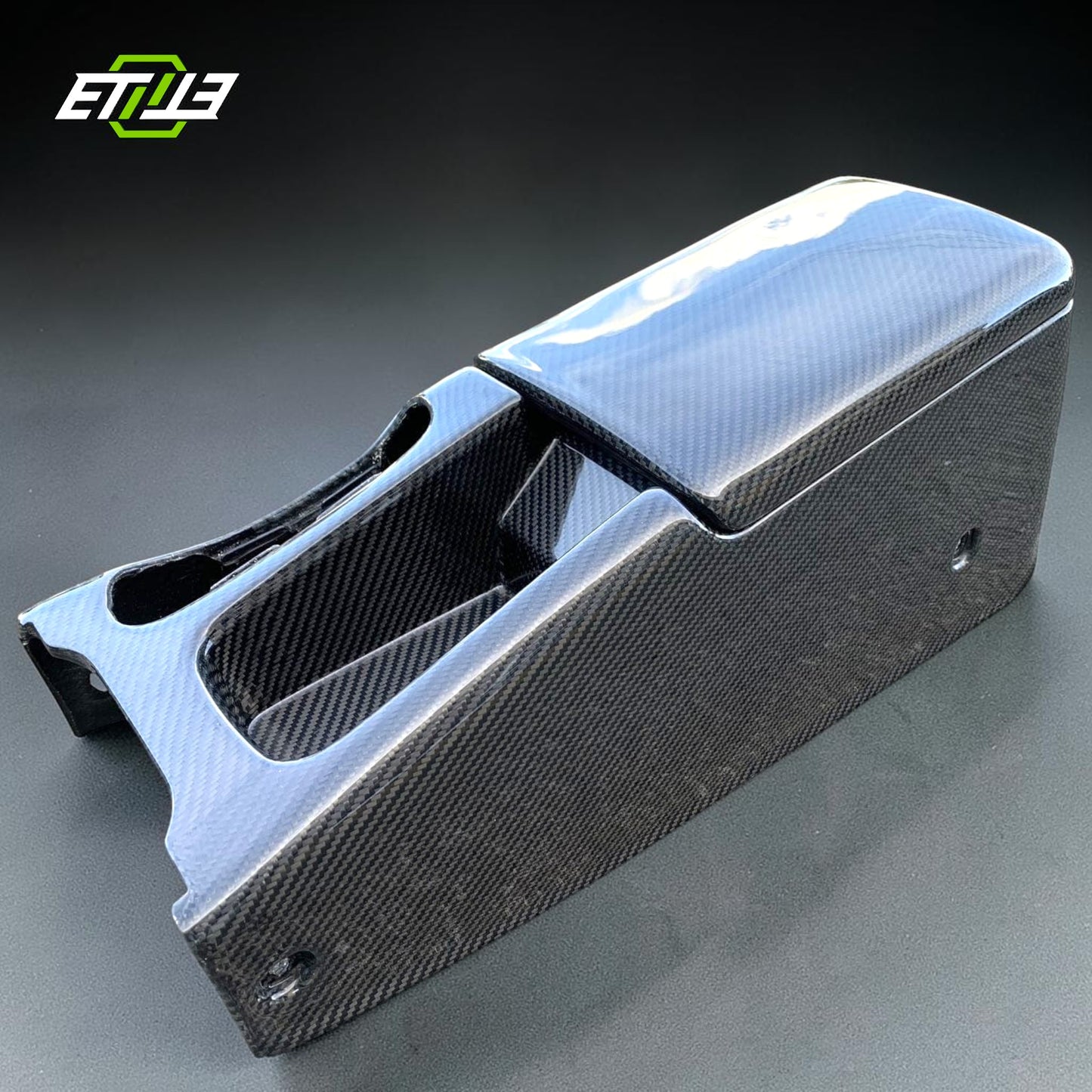 R32 GTR Carbon Fiber Center Console
