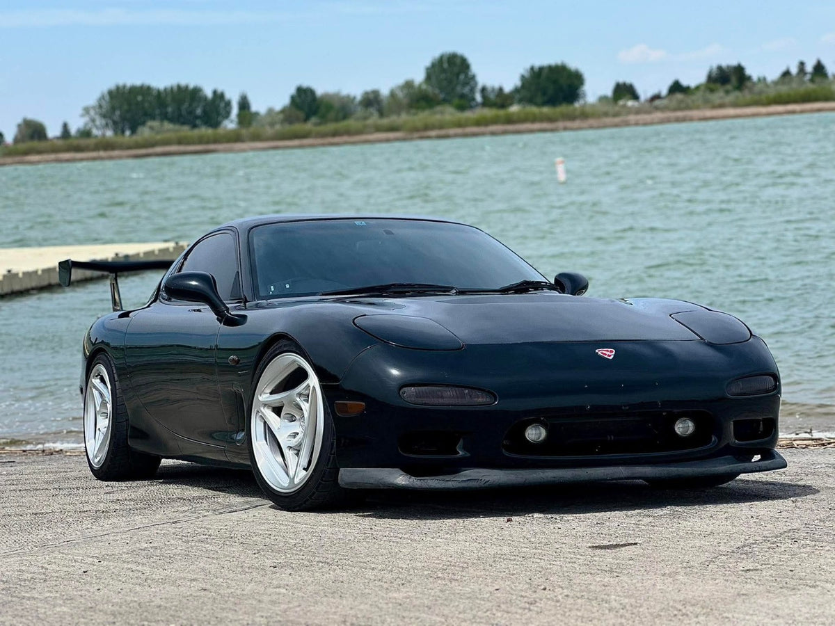 Mazda RX-7 FD3S with ETi Suzuka carbon hood and GT wing installed
