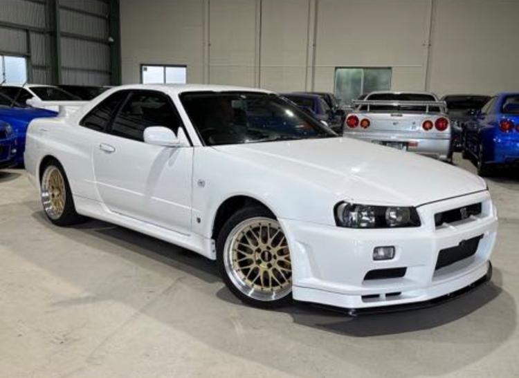 Nissan R34 GTR