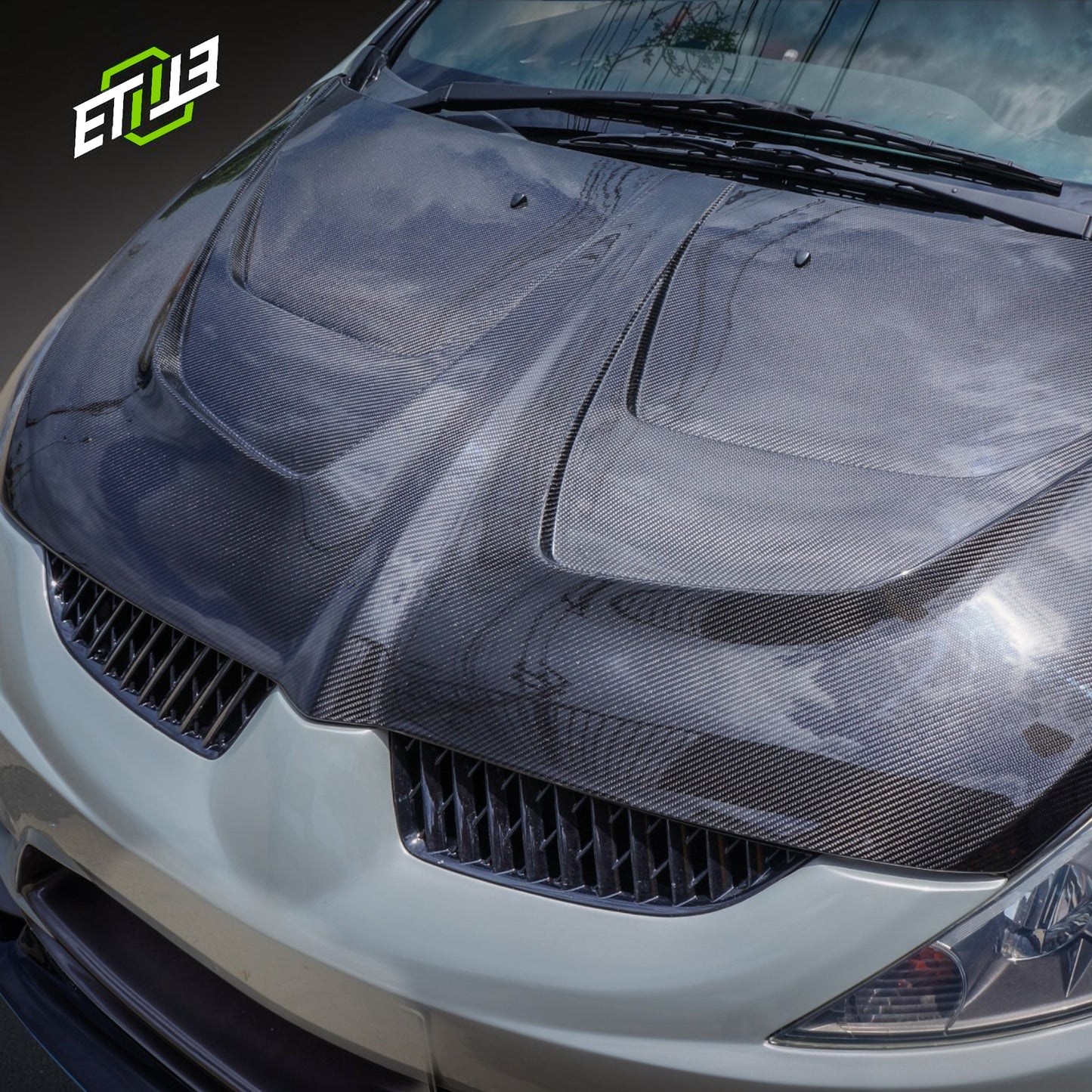 ETi Mitsubishi Space Wagon ETi Carbon Fiber Hood