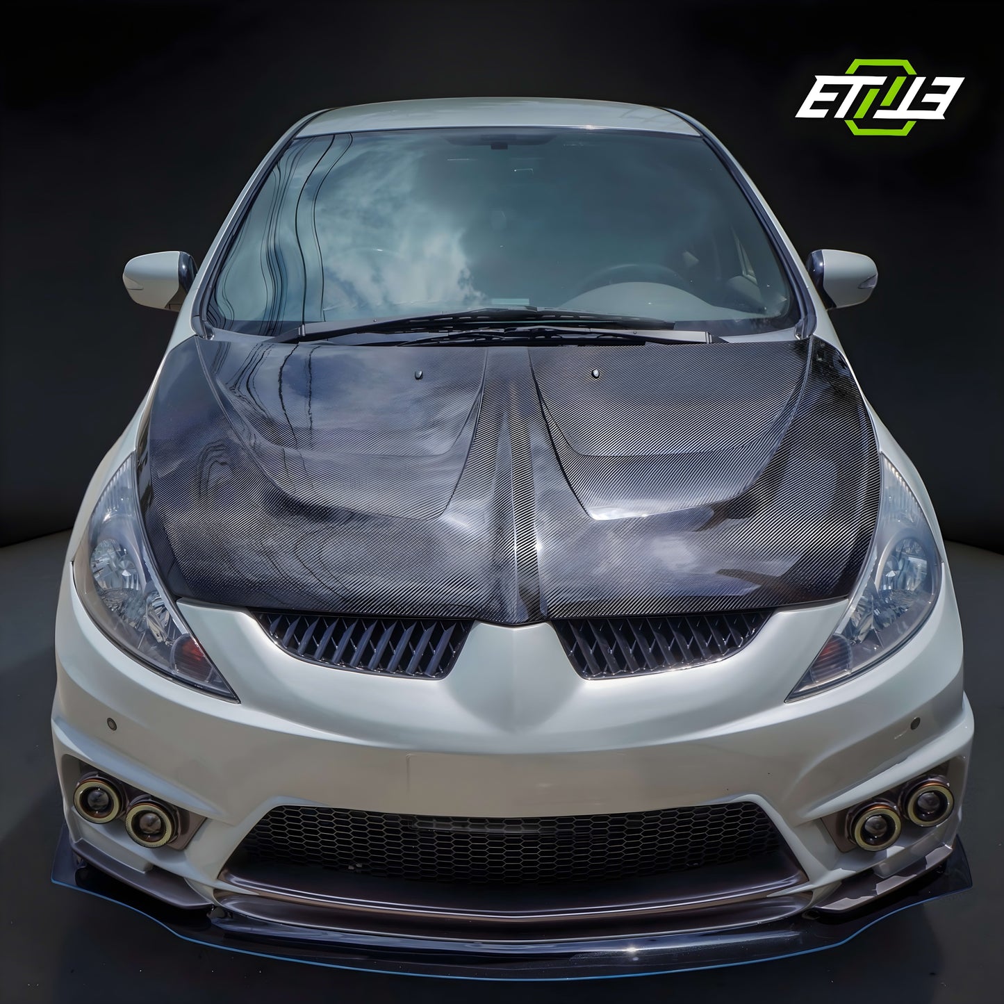 ETi Mitsubishi Space Wagon ETi Carbon Fiber Hood