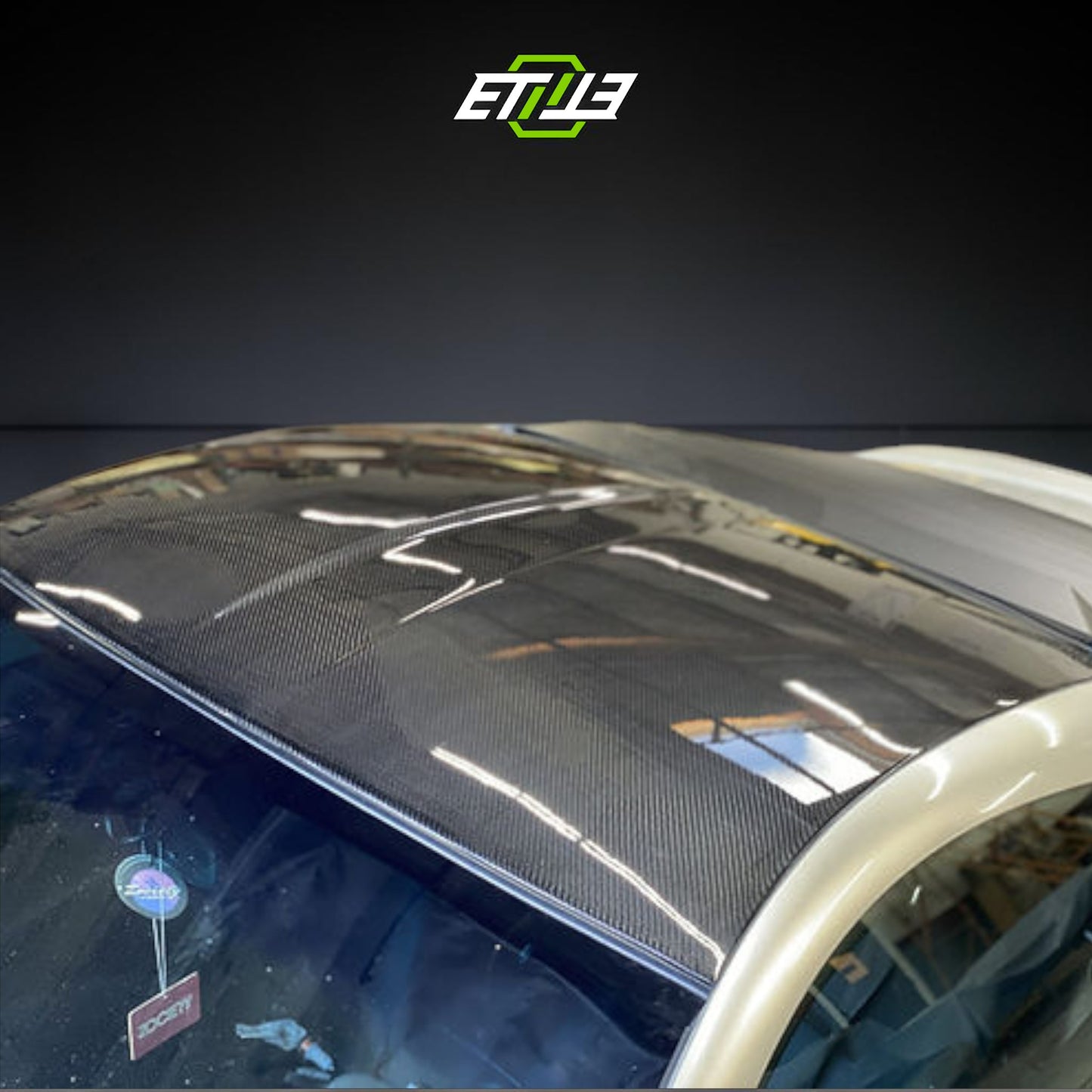 ETi Nissan 350Z Carbon Fiber Roof | SKU: ETI-RHN00837-CF | ID: 10658251899161 | Shopifydevstudio