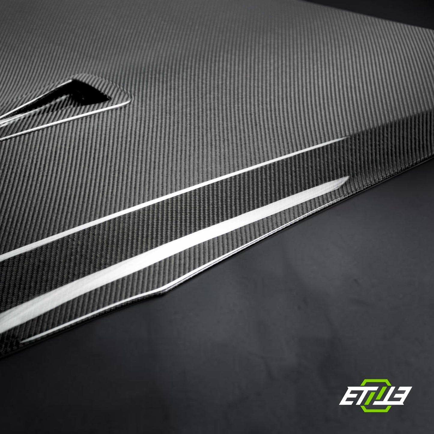 ETi NISSAN R35 08-15 GT Carbon Fiber Hood | SKU: ETI-HN01321-CF | ID: 10658250096921 | Shopifydevstudio