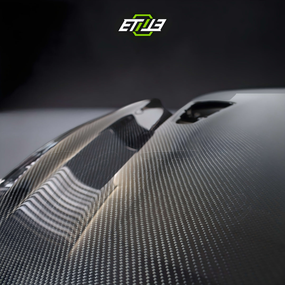 ETi NISSAN R35 08-15 GT Carbon Fiber Hood