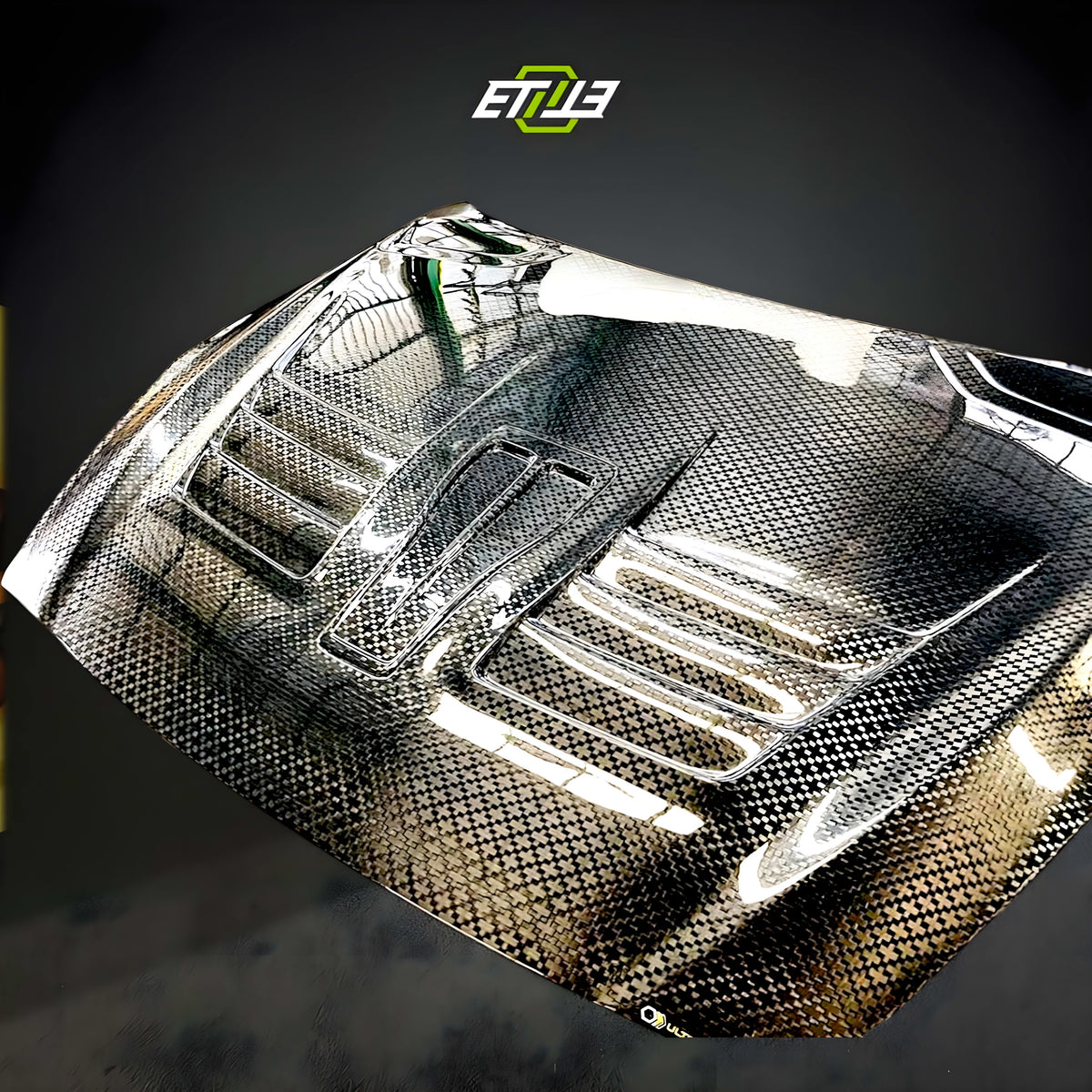 ETi Nissan R35 Dry Carbon Hood