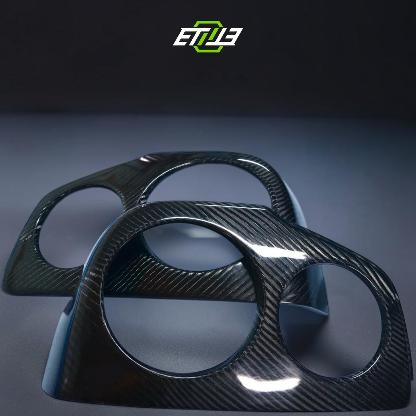 R34 tail light covers — overlay edge detail, ETi
