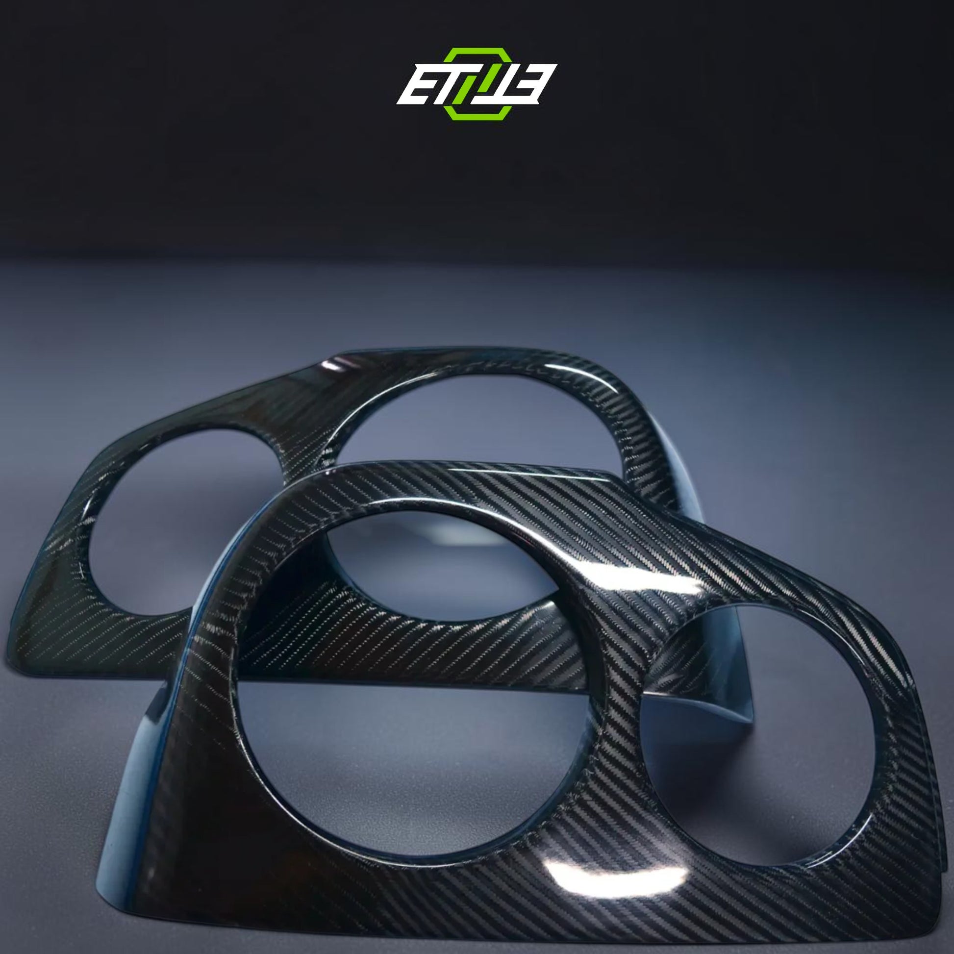 R34 tail light covers — overlay edge detail, ETi