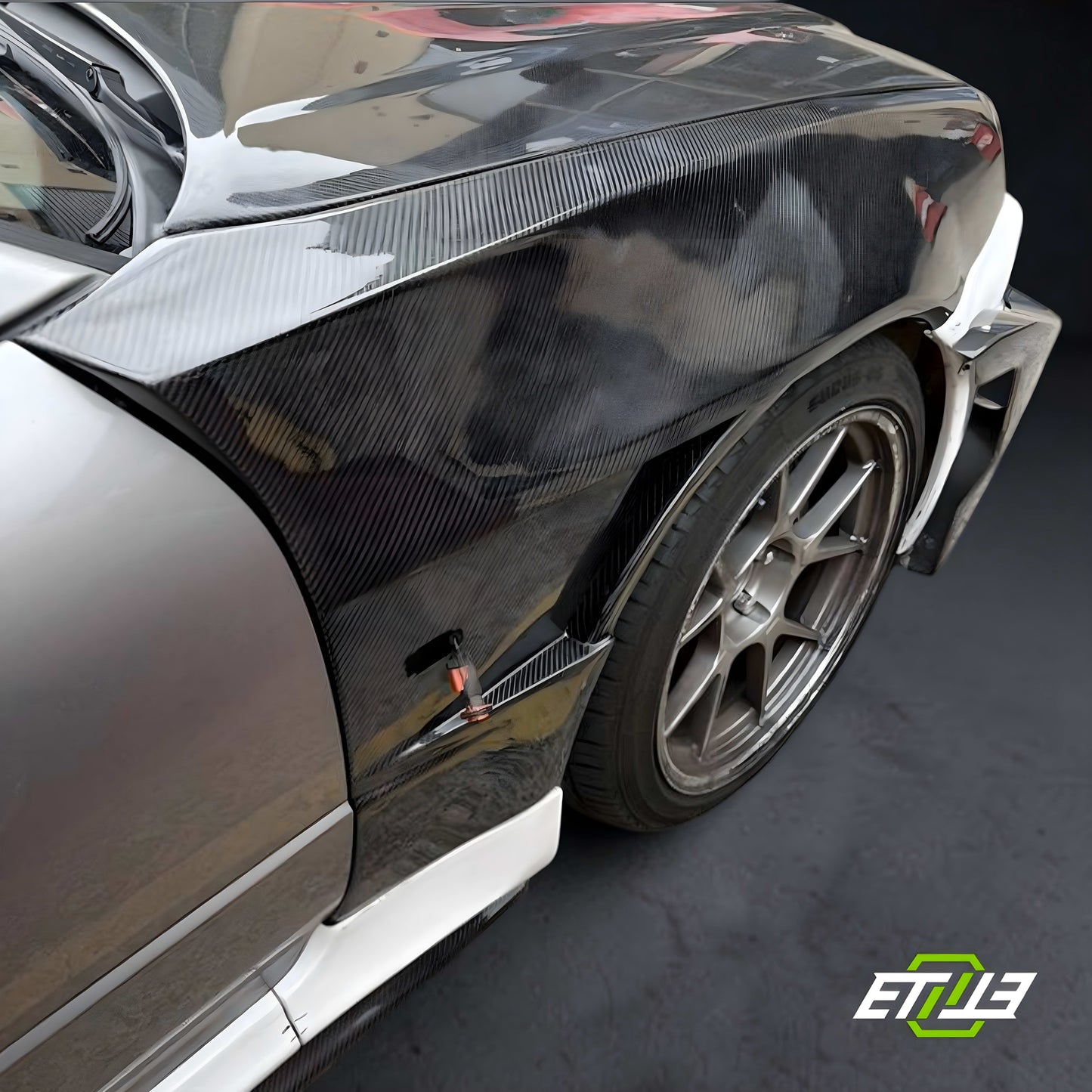 ETi Nissan Skyline R34 Z-Tune Style Front Fenders