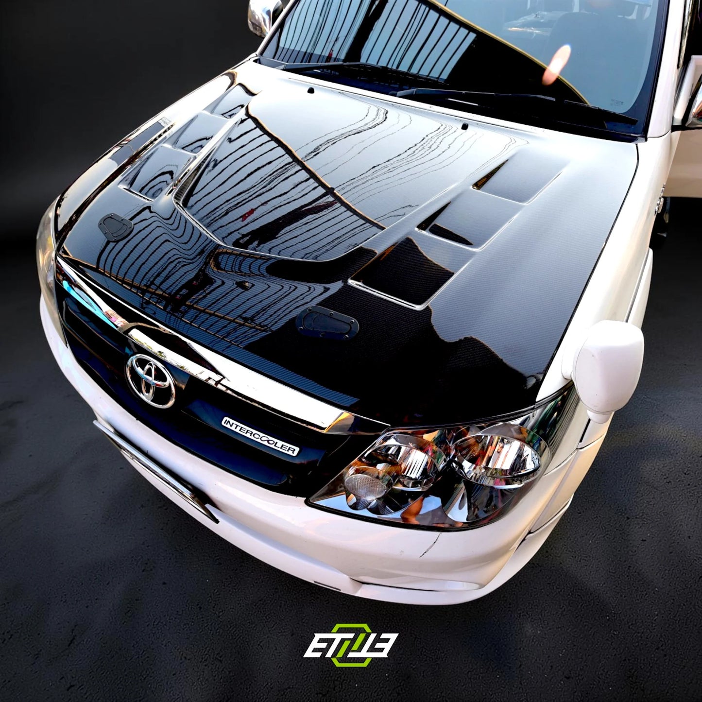 ETi Toyota Revo / Fortuner ETi Carbon Fiber Hood