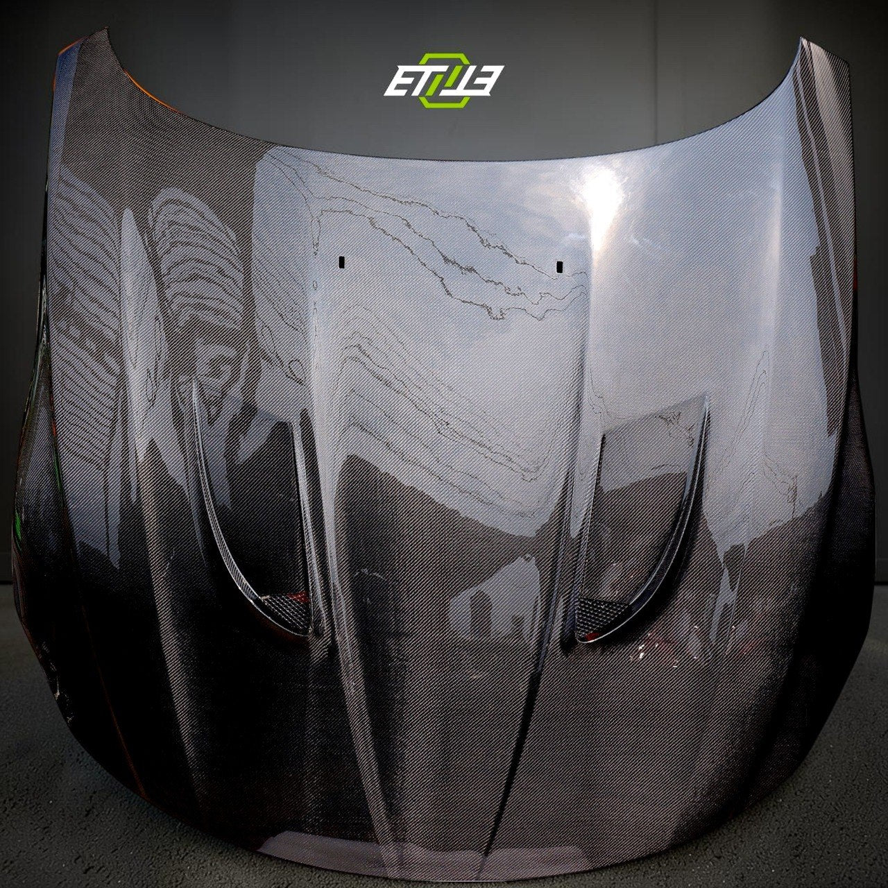 ETi BMW E89 Z4 DUKE Dynamite Carbon Fiber Hood