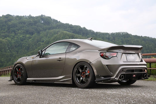 GT86 VARIS Side Skirts