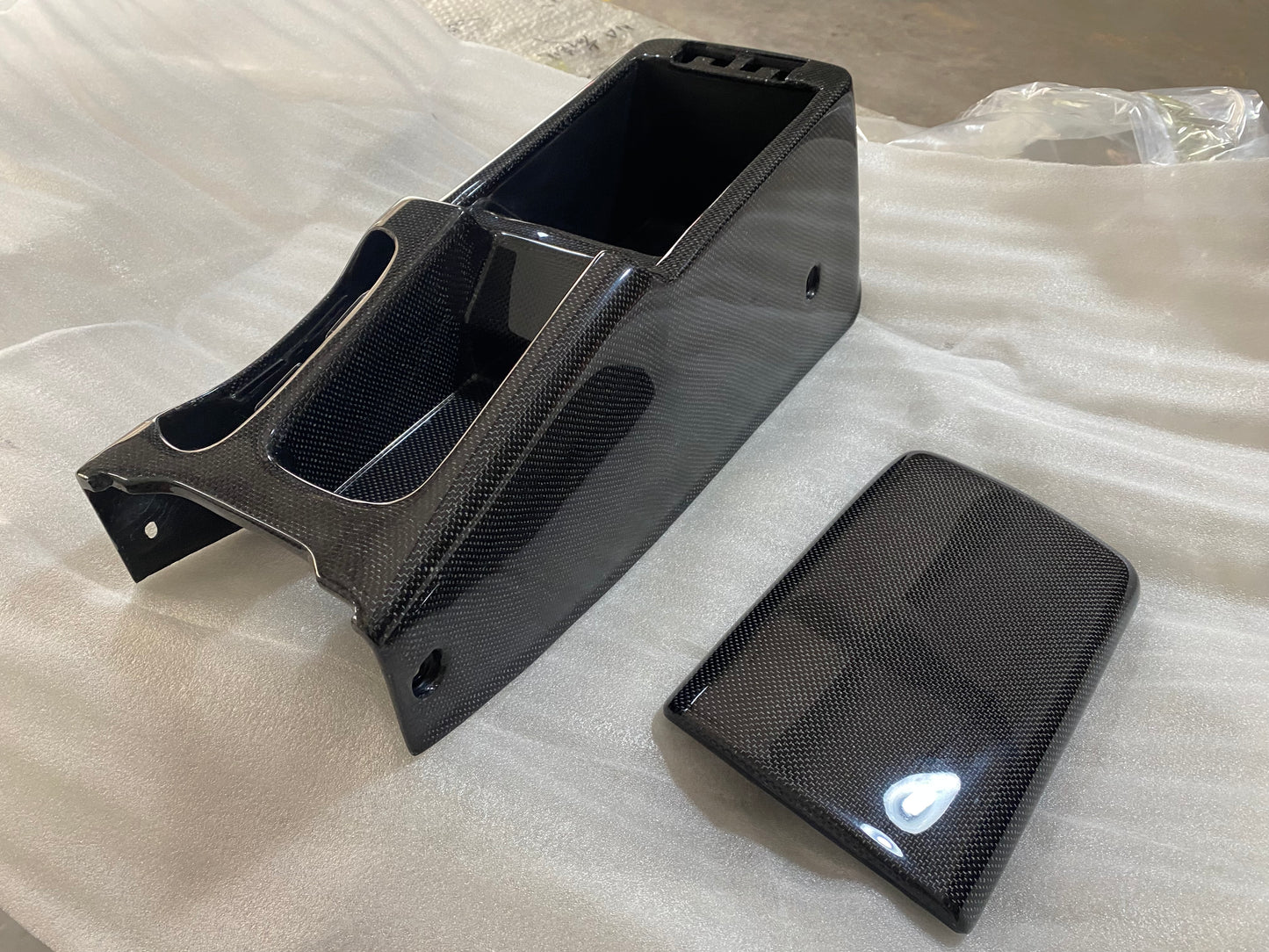 R32 GTR Carbon Fiber Center Console