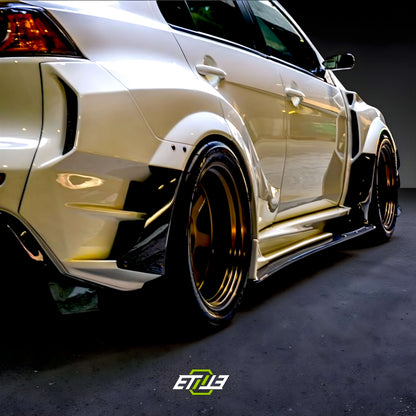 Mitsubishi EVO X Varis (Carbon) Body Kit
