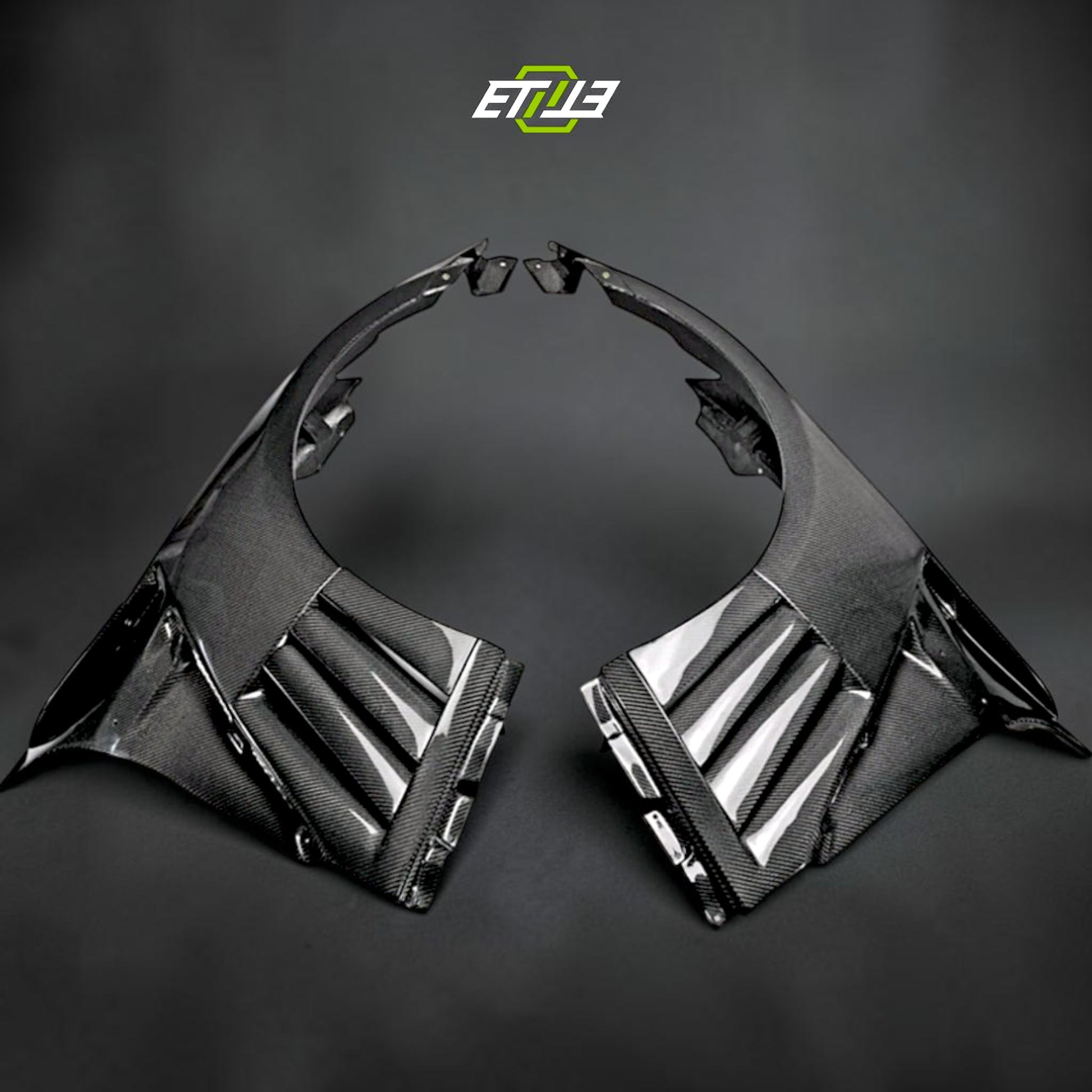 Nissan R35 Varis Style Carbon Fiber Fender | SKU: ETI-FN01698-CF | ID: 10658252554521 | Shopifydevstudio