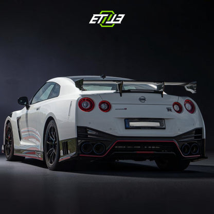 R35 MC Nismo style body kit — bespoke carbon gloss finish, weave detail, ETi