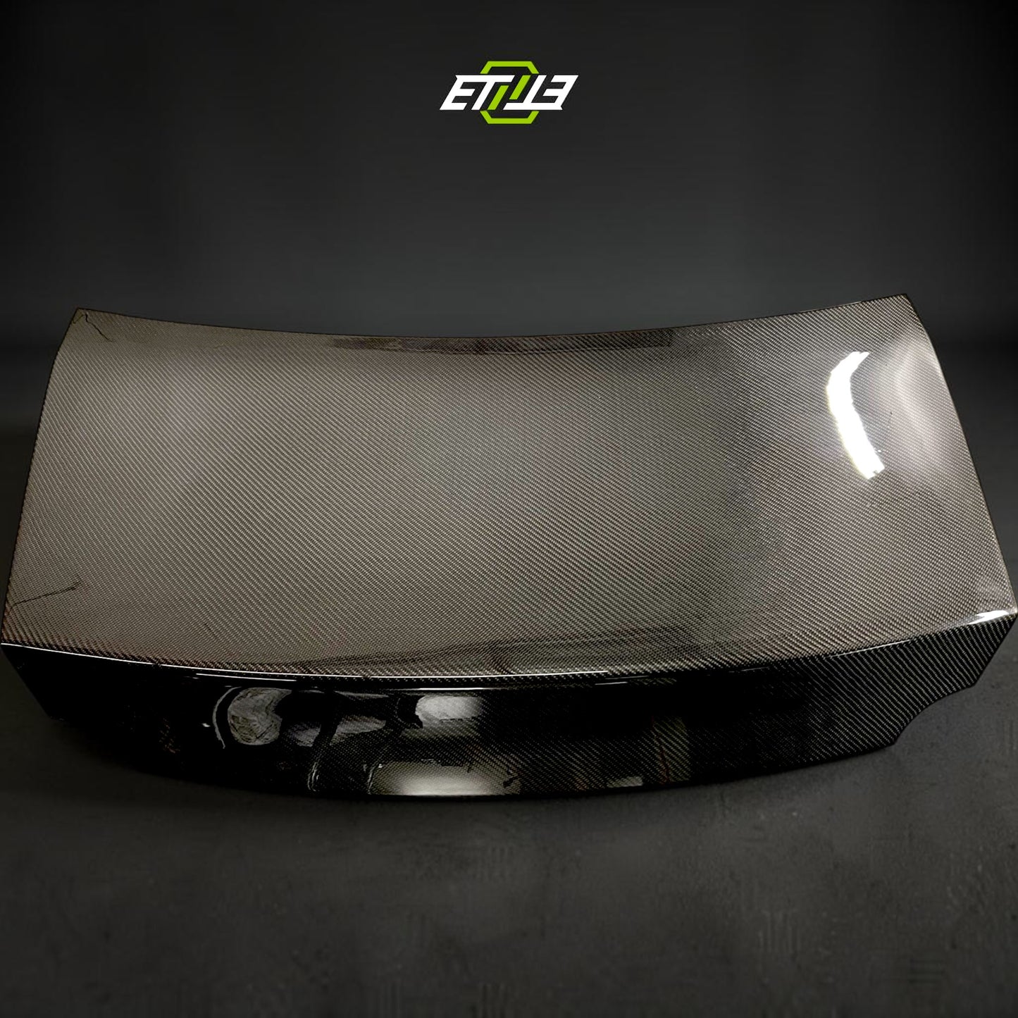 R35 OEM style trunk — carbon weave detail, ETi