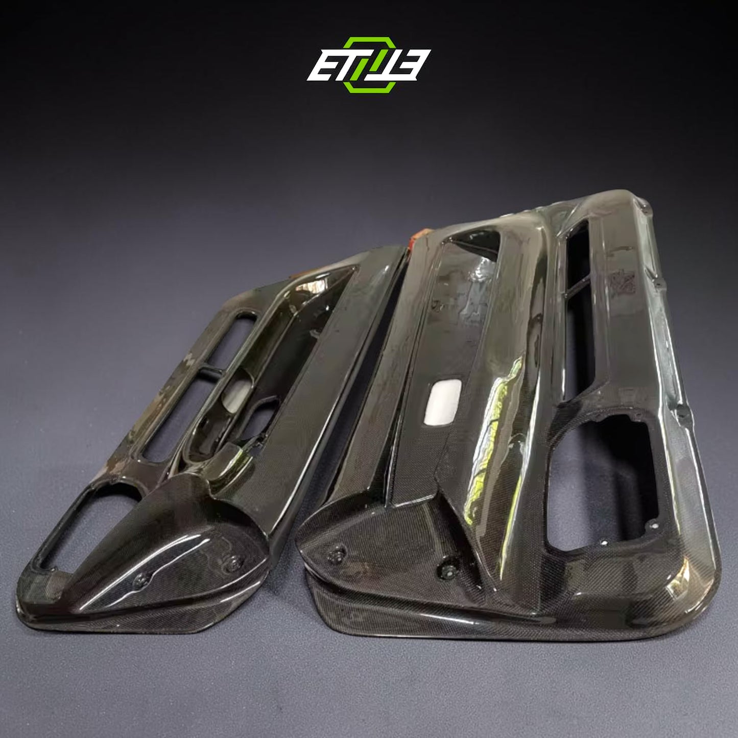 R32 Carbon Door Cards - Photo 4