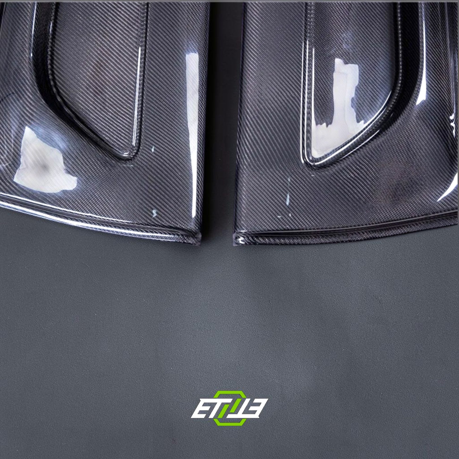 R32 Carbon Door Cards - Photo 5