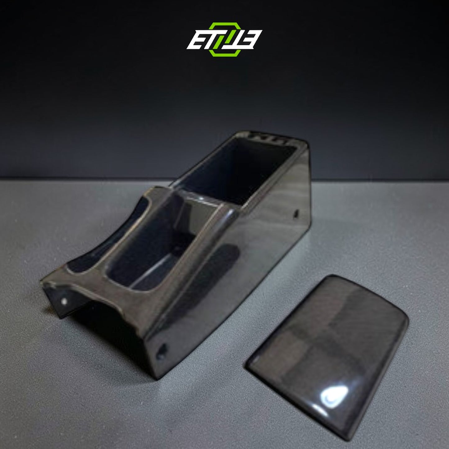 R32 GTR Carbon Fiber Center Console | SKU: UNKNOWN-SKU | ID: 9723519992089 | Shopifydevstudio