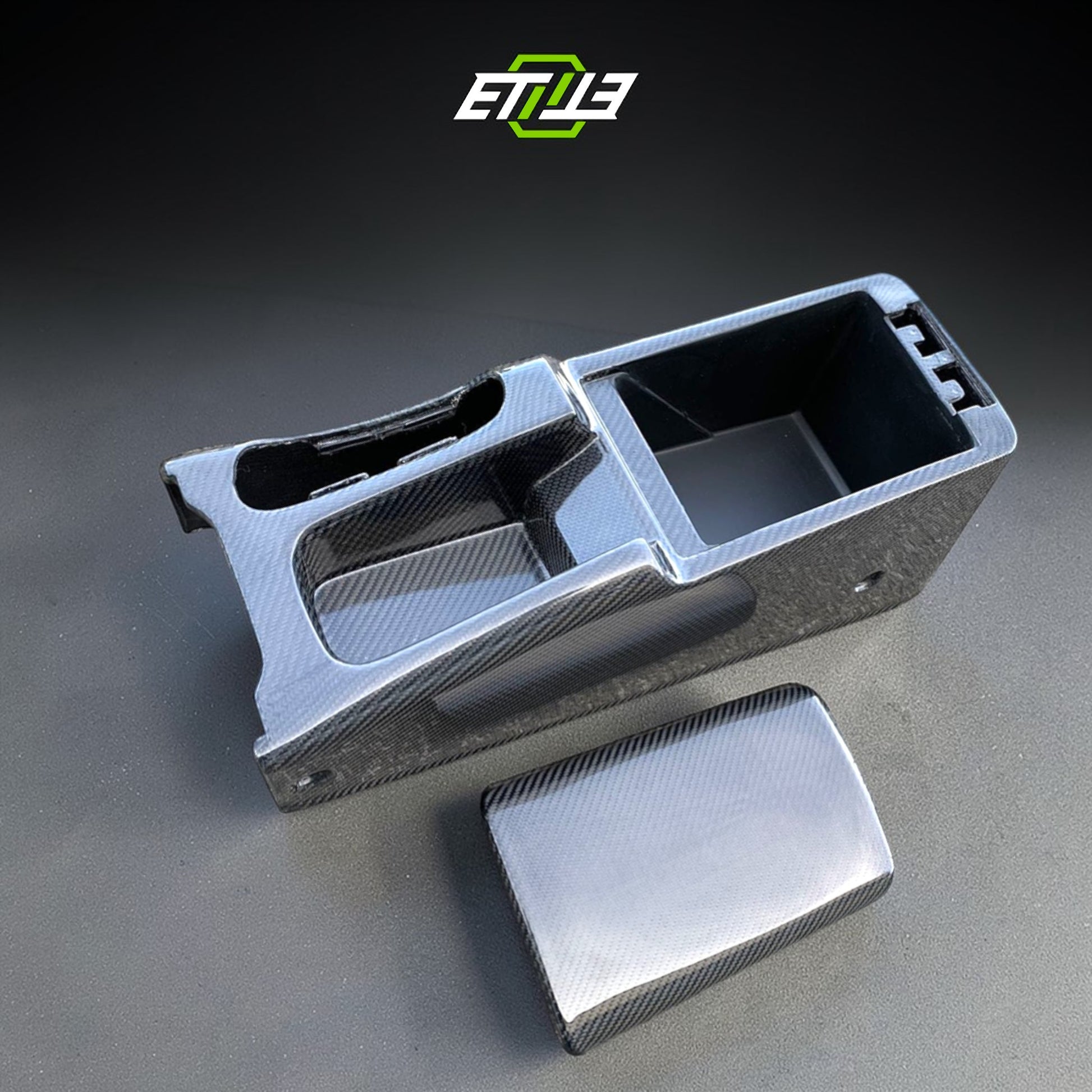 R32 GTR Carbon Fiber Center Console | SKU: UNKNOWN-SKU | ID: 9723519992089 | Shopifydevstudio
