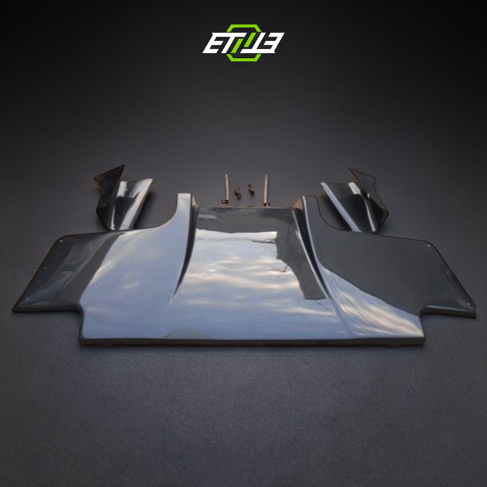 R33 GTR TS Rear Diffuser 3pcs | SKU: UNKNOWN-SKU | ID: 10658243051801 | Shopifydevstudio