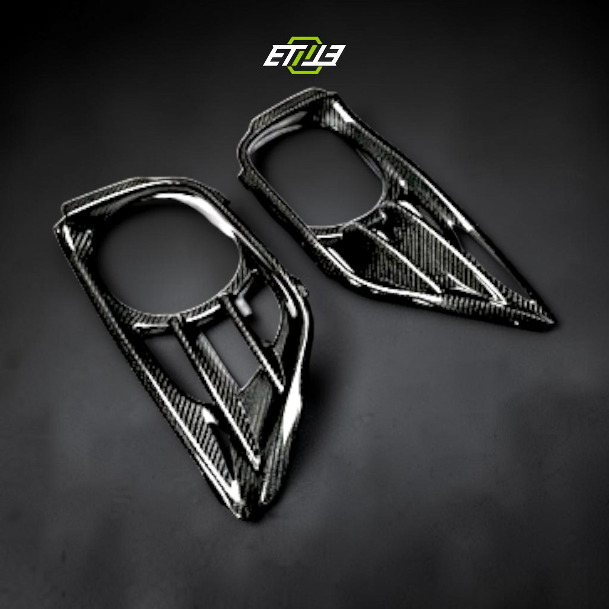 R35 GTR B Style Exhaust Surround Shroud Heat Shield 2pcs | SKU: UNKNOWN-SKU | ID: 10658241052953 | Shopifydevstudio