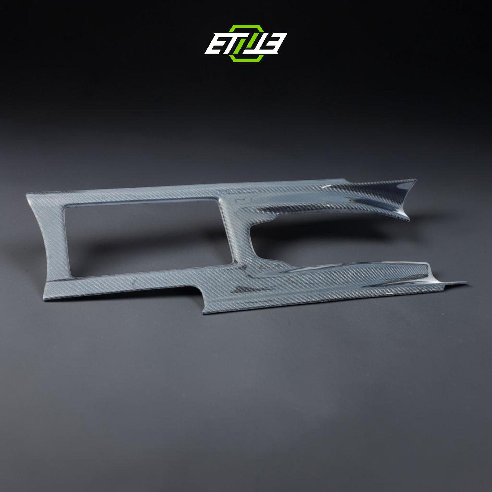 R35 GTR Center Console Trim LHD | SKU: UNKNOWN-SKU | ID: 10658240725273 | Shopifydevstudio
