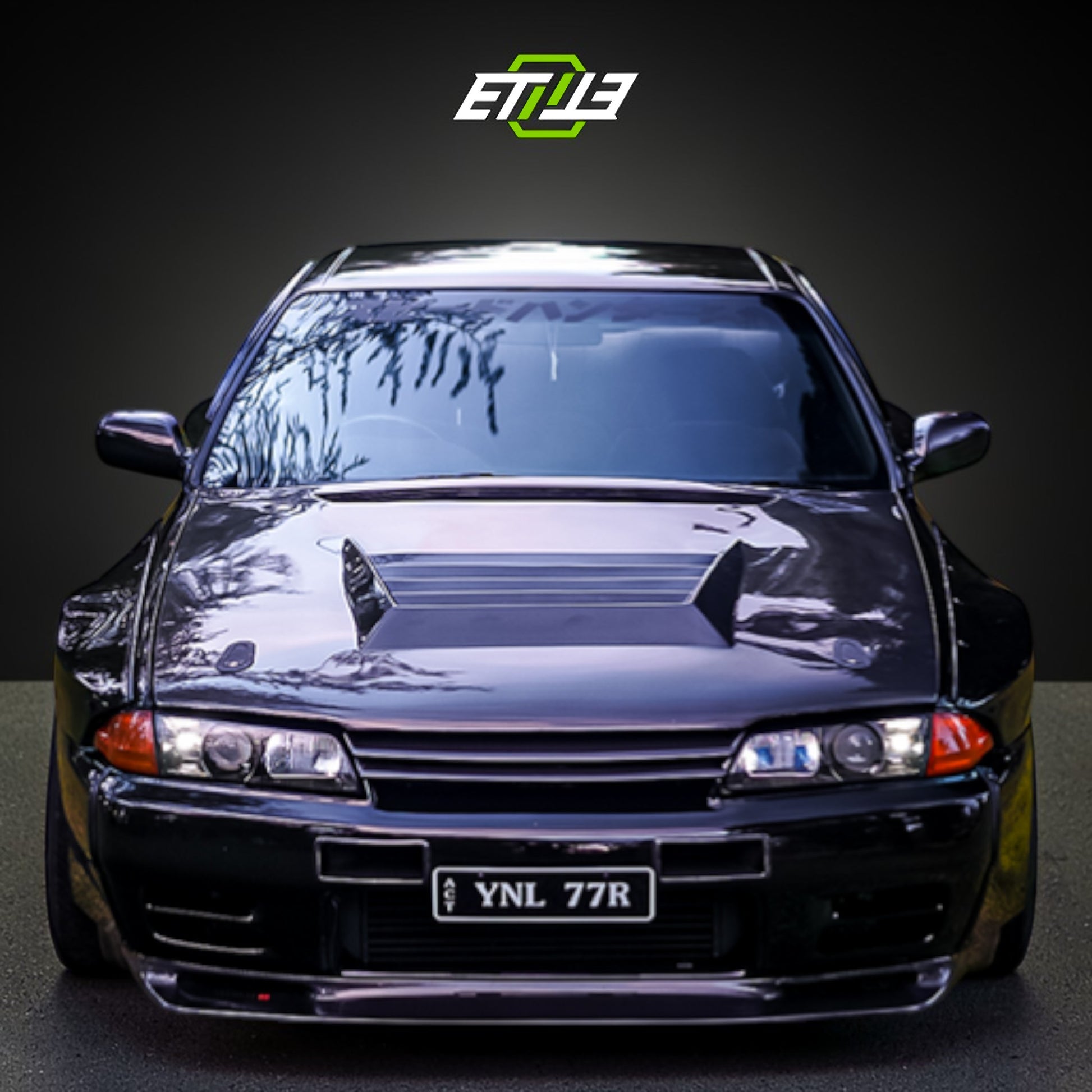 R32 Nismo style vented hood — carbon weave close-up, ETi