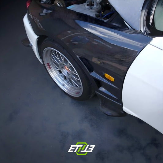 Skyline R32 GTS BN-Sports Style +30mm Front Fenders