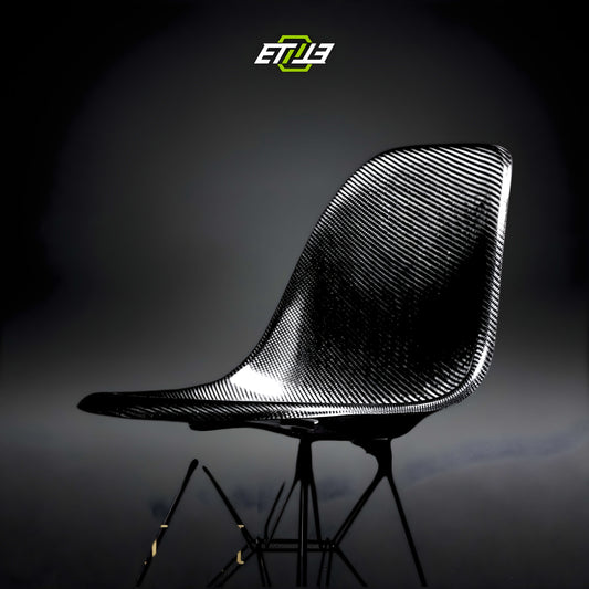 Xeno – Carbon Fiber Chair