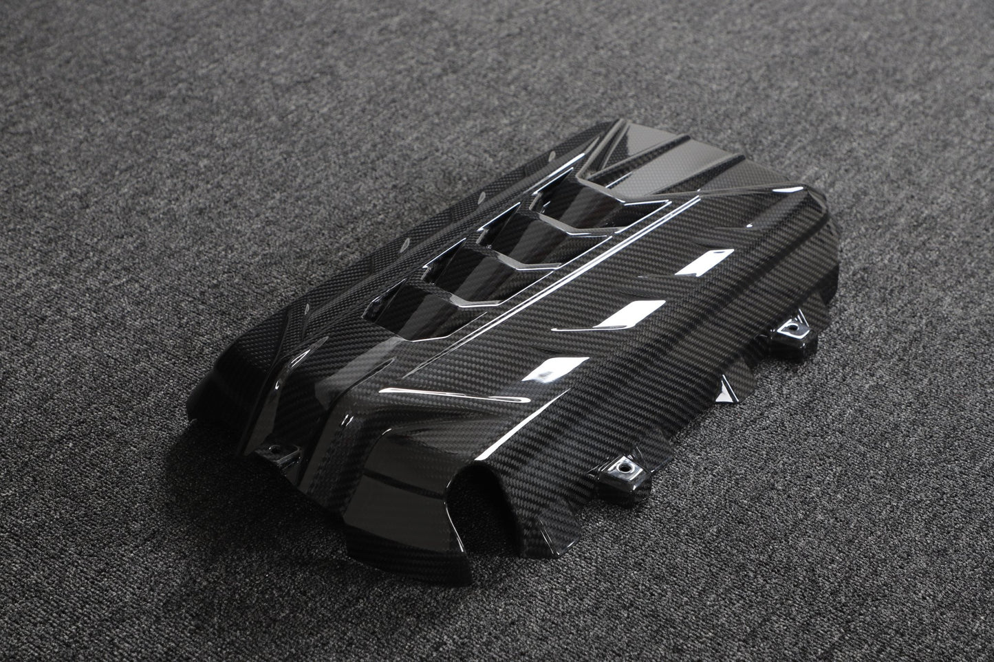 C8 Dry Carbon Engine Cover - Elite Ti