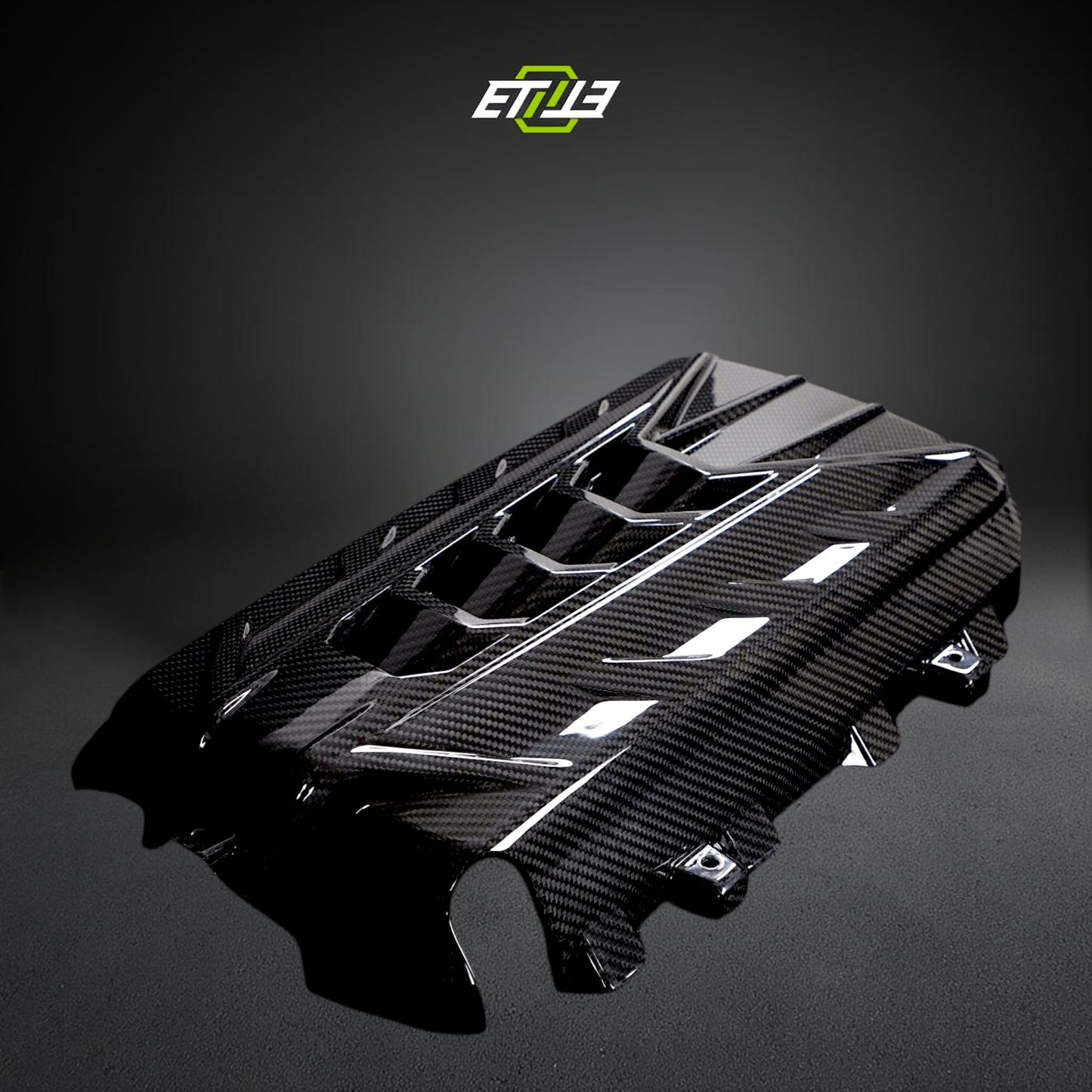 C8 Dry Carbon Engine Cover