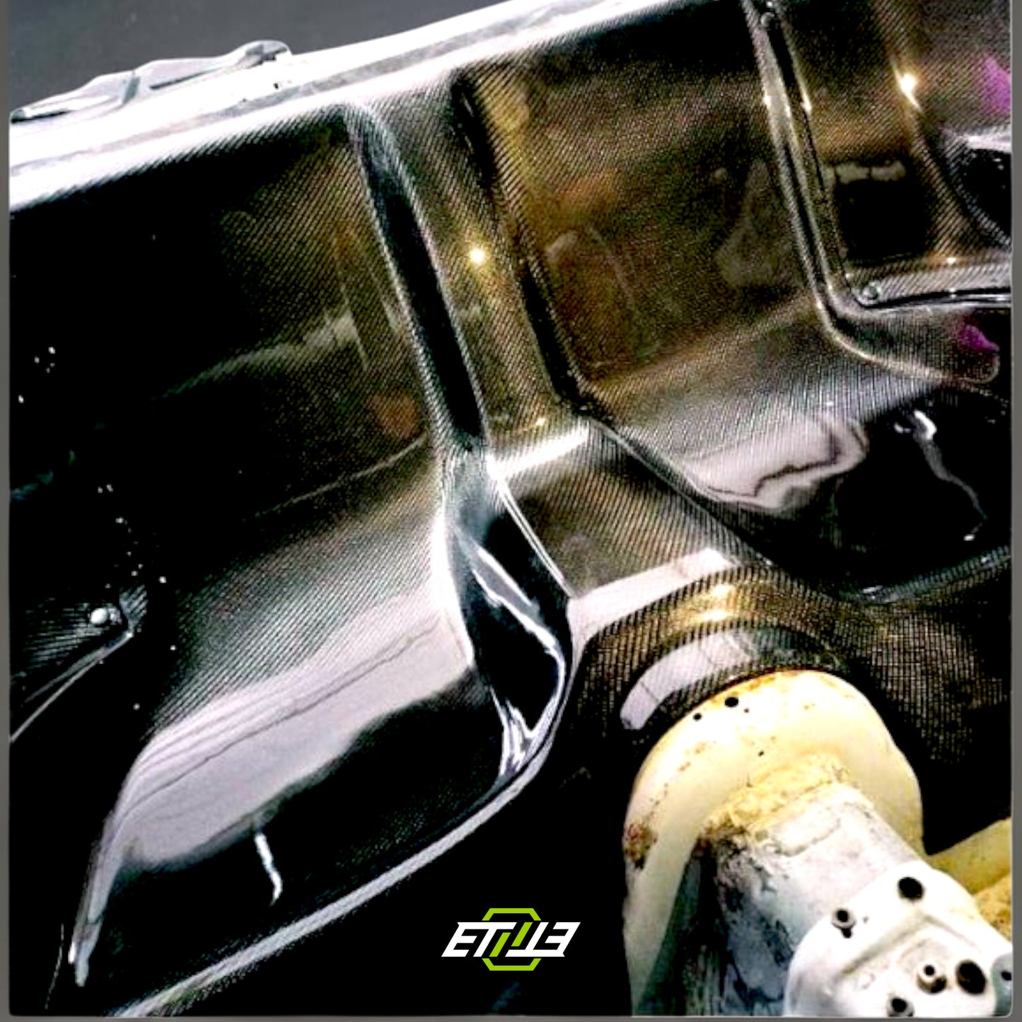 ETi Mazda RX-7 (FD3S) Dry Carbon Rear Seat & Bin Delete Kit