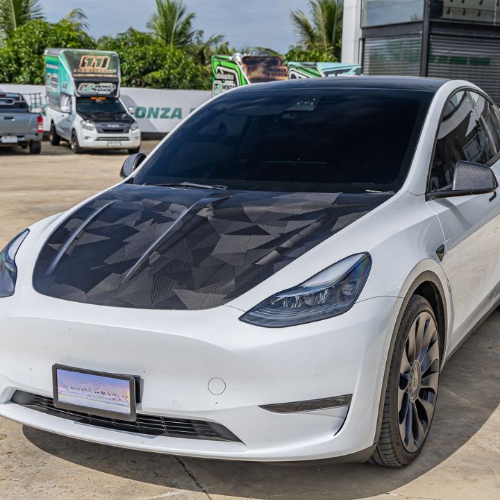 Tesla Model Y Dry Carbon Hood - Elite Ti